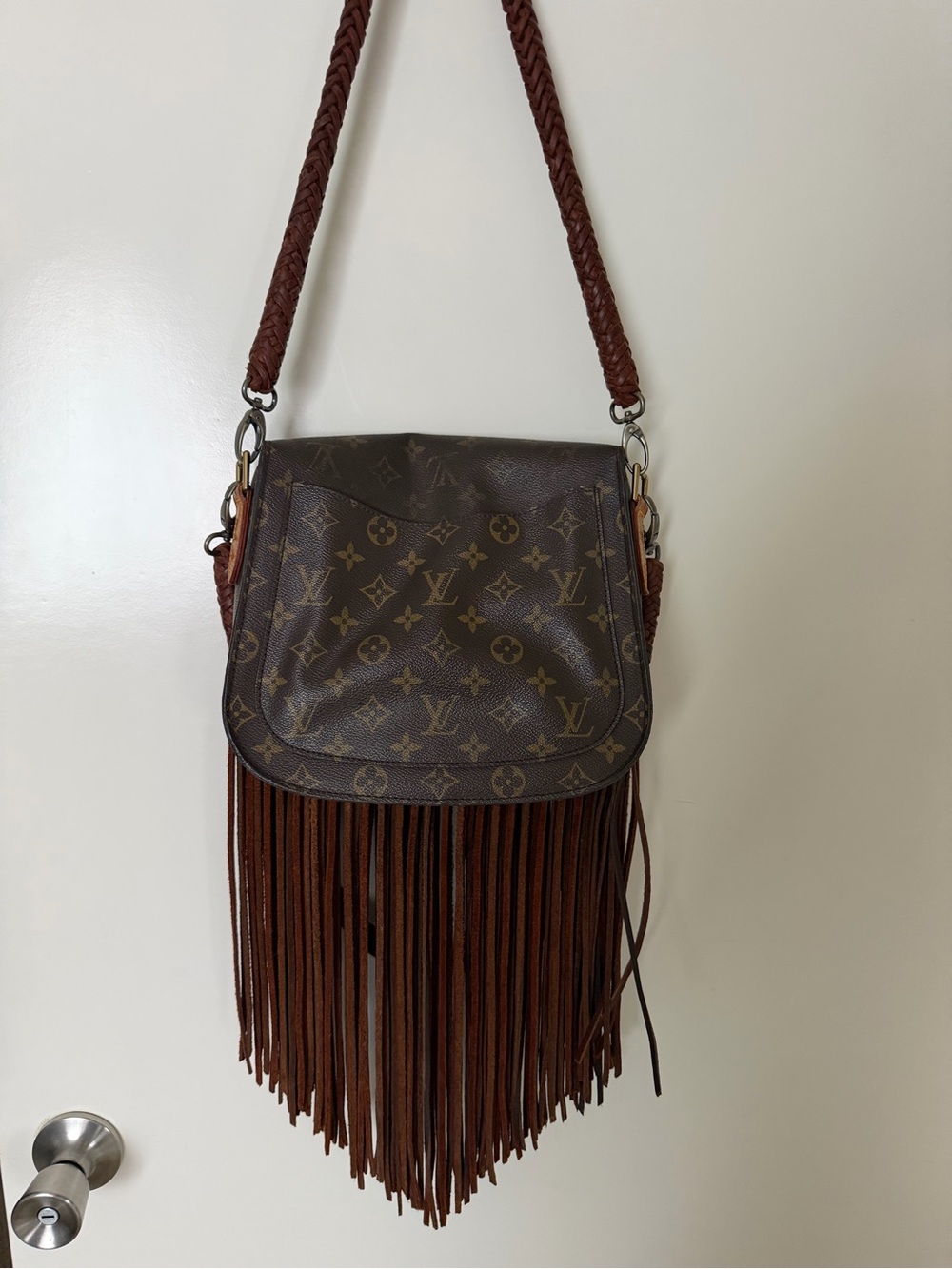 Louis Vuitton Brown Monogram Fringe Crossbody with Turquoise Medallion - Picture 4 of 7